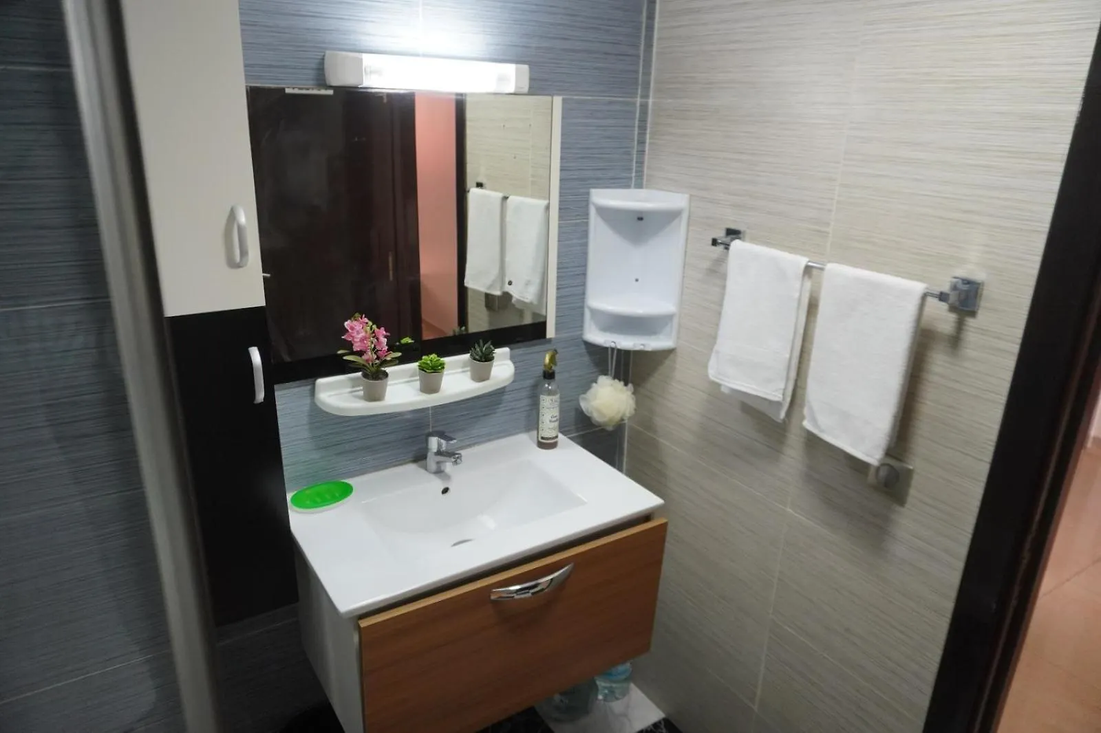 Apartment Appartement Bien Situe Avec Piscine A Agadir
