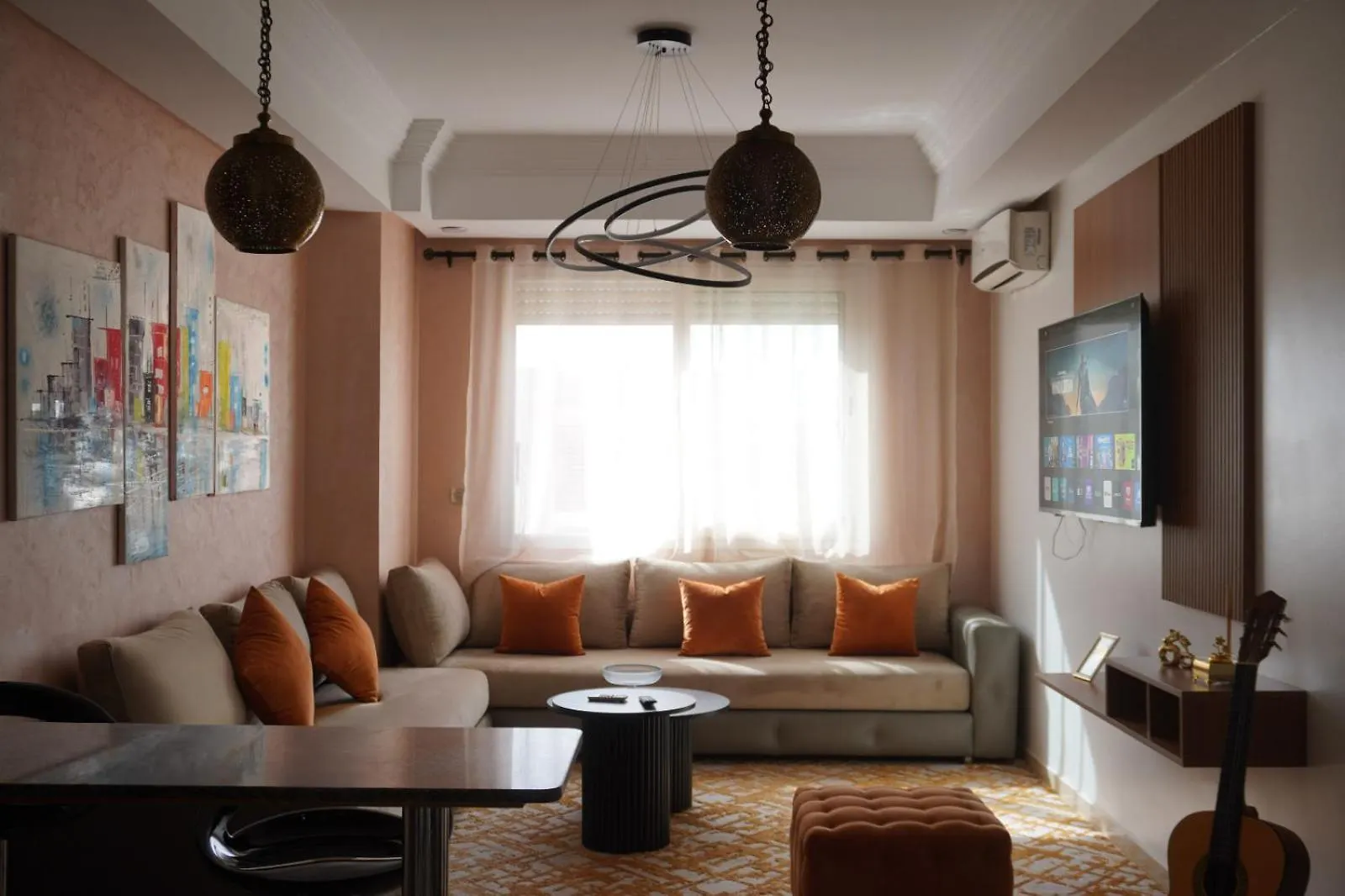 Appartement Bien Situe Avec Piscine A Agadir